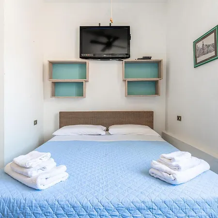 2 Bedroom Gorgeous In