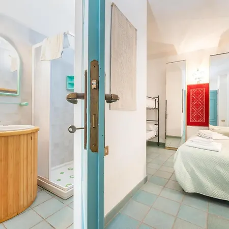 2 Bedroom Gorgeous In *